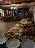 Hanul Gulyás Csárda inside