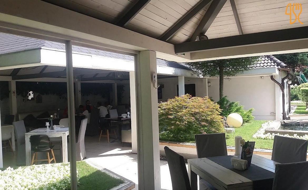Restaurant Le Baron Exterior