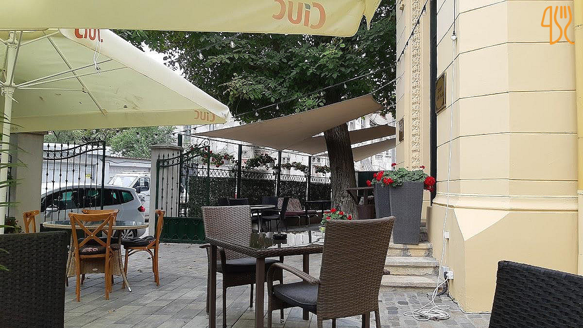 Gazetto Cafe Exterior