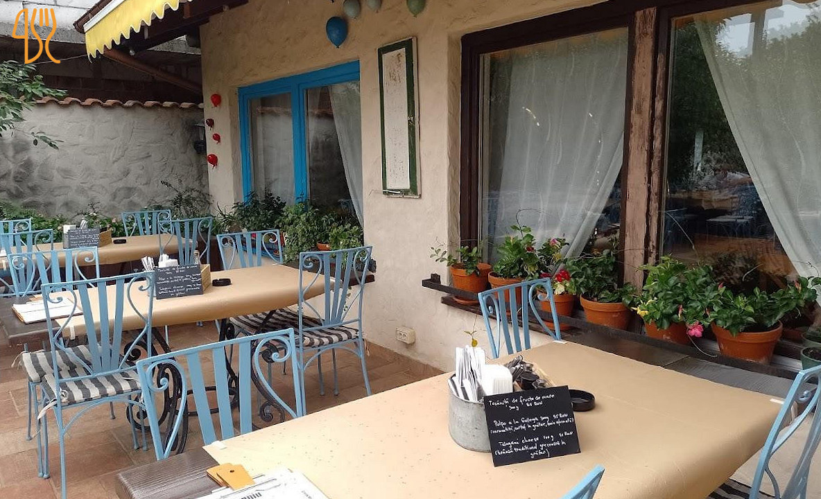 Blue Window Restaurant Slatina Exterior