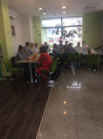 Fast Food Darnic Dentro