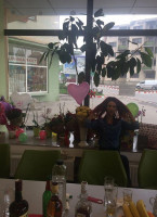 Fast Food Darnic Exterior