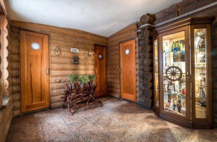 Coroana De Aur Exterior