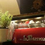 Butoiul Vesel À l'intérieur