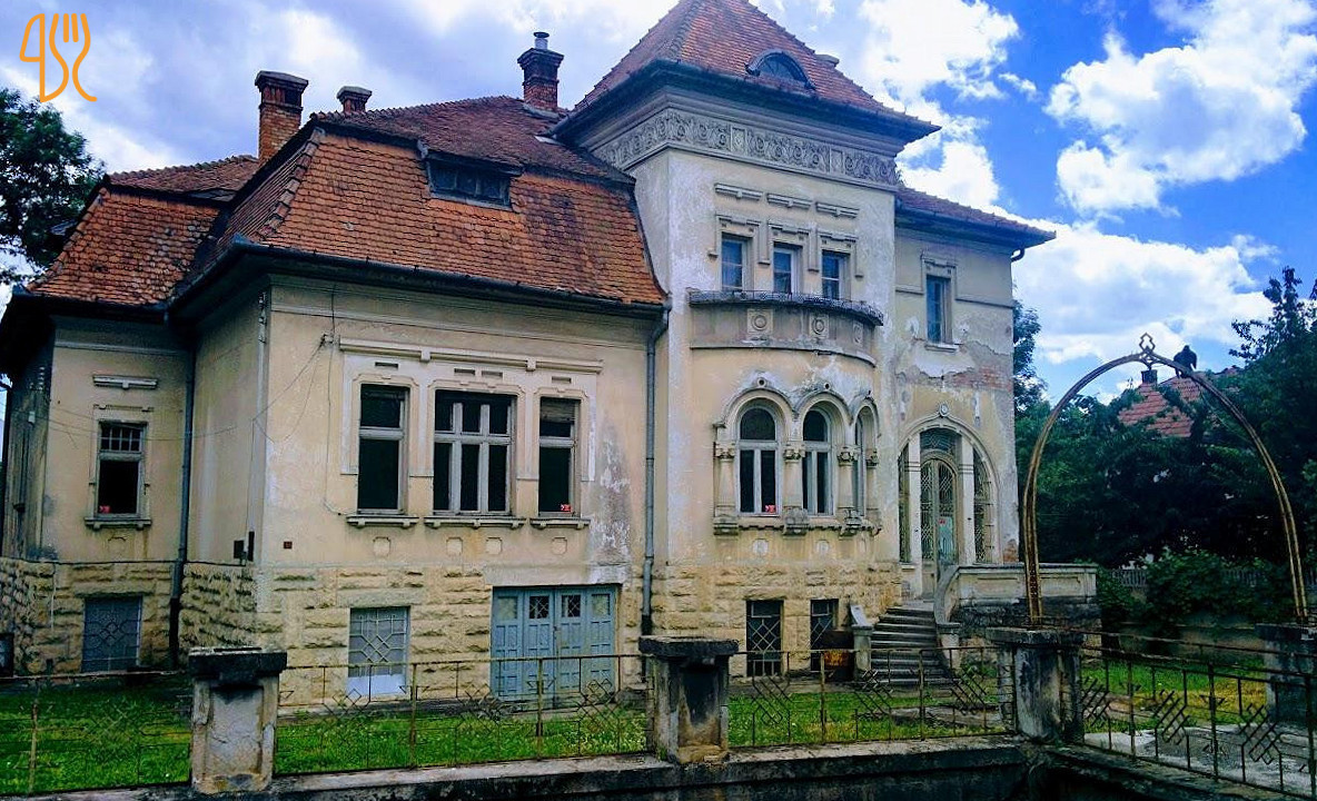 Euphoria Biergarten Exterior