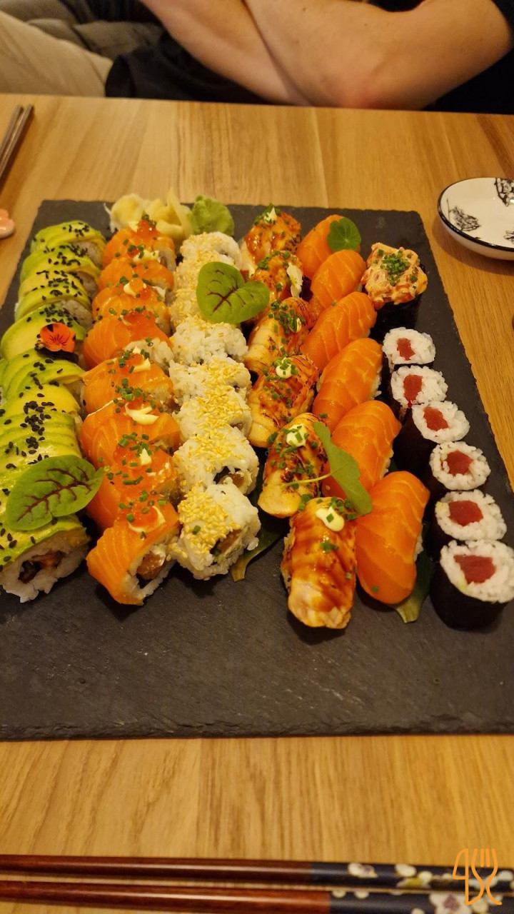 Sushi Omakase Meniu