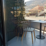 Cut & Crust Extérieur