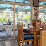 Apropo Bistro În interior