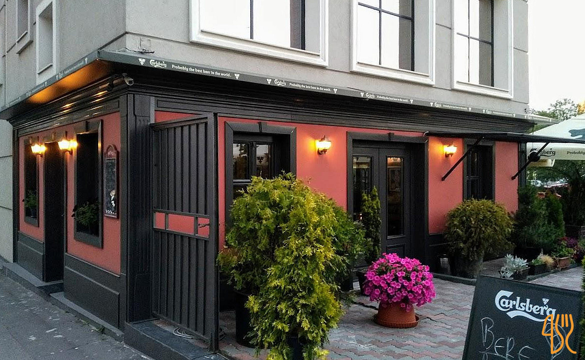 Rochelle Exterior