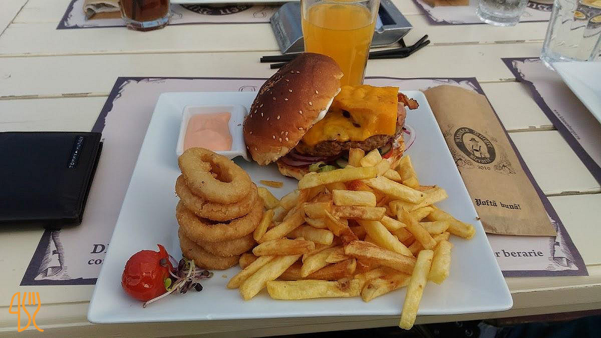 Klausen Burger Comida