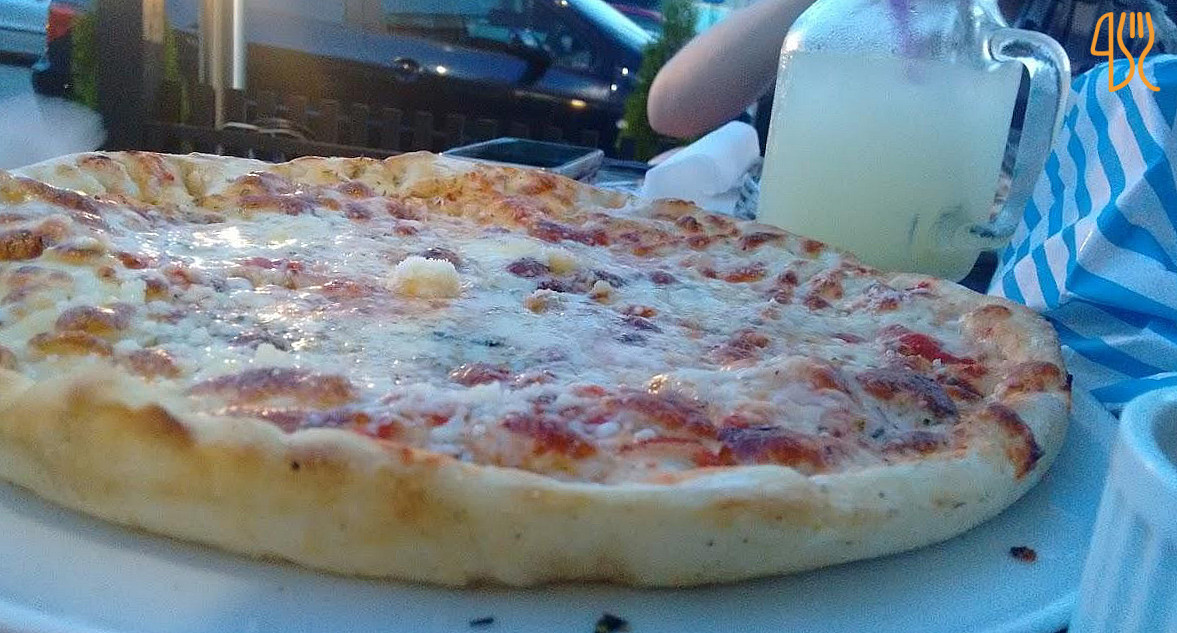 Trattoria Pineta Mâncare