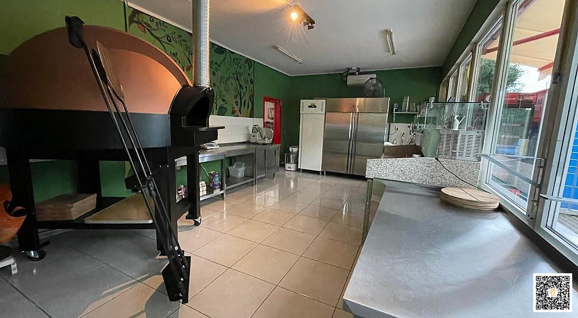 Raio Pizza Delivery Exterior
