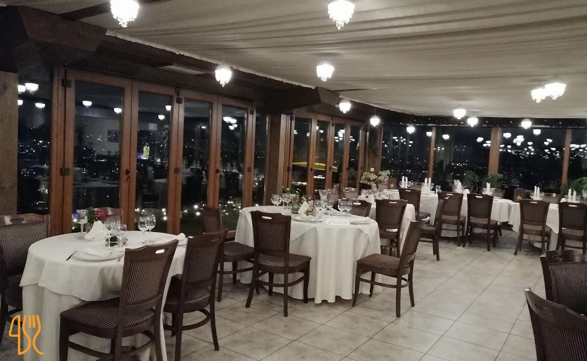 Restaurant Panoramic Cetatuie În interior
