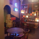 The Soviet À l'intérieur