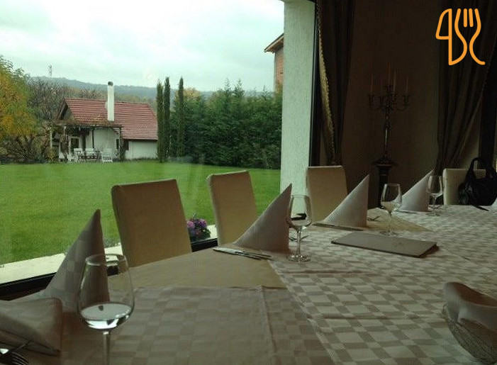 Da Vinci Restaurant Exterior
