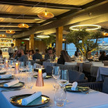 C'est La Vie Rooftop Dentro