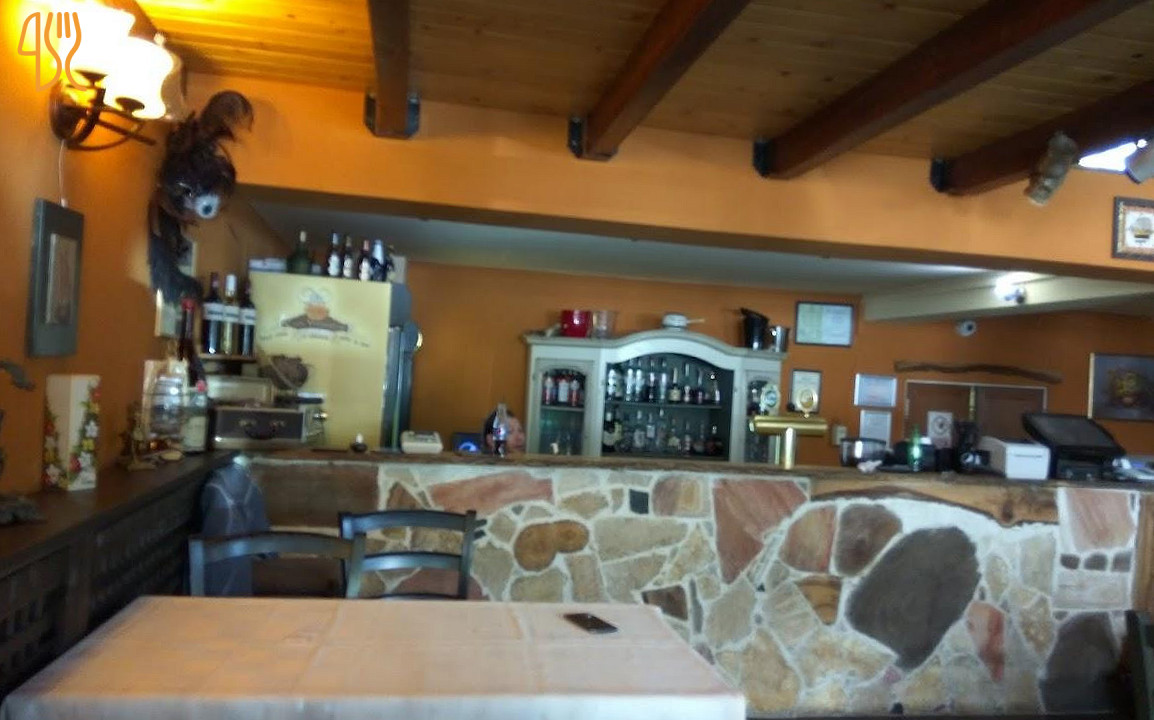 Casa Vikingilor (Grigorescu) În interior