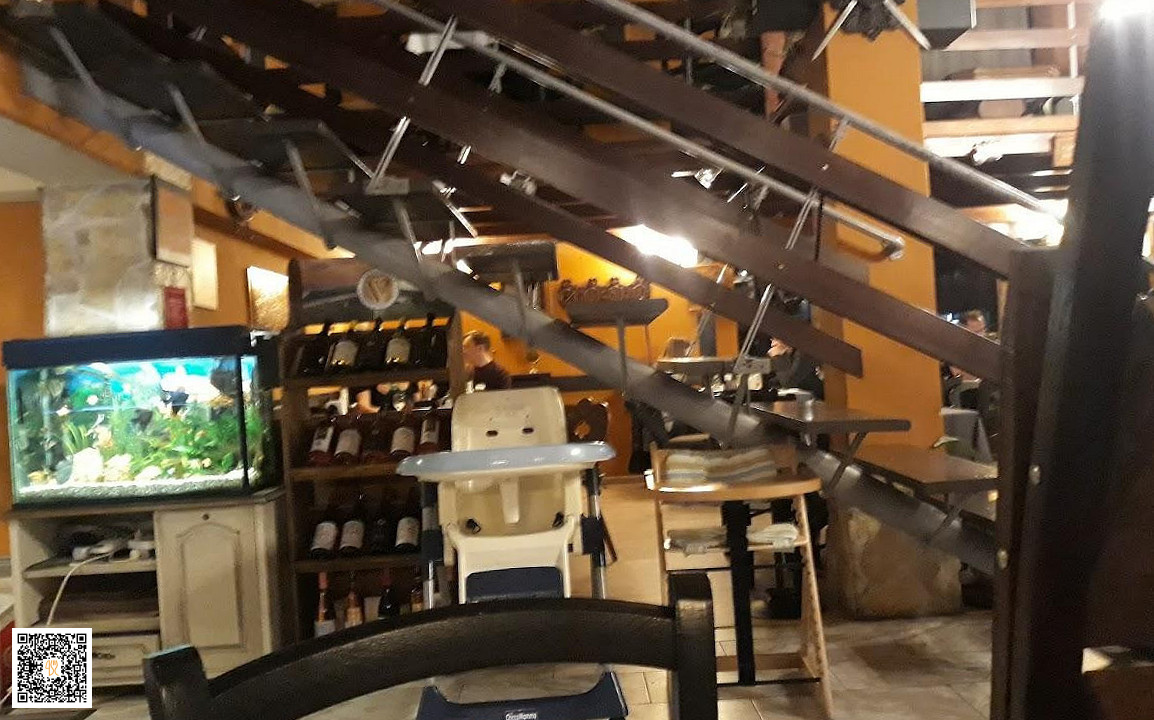 Casa Vikingilor (Grigorescu) În interior