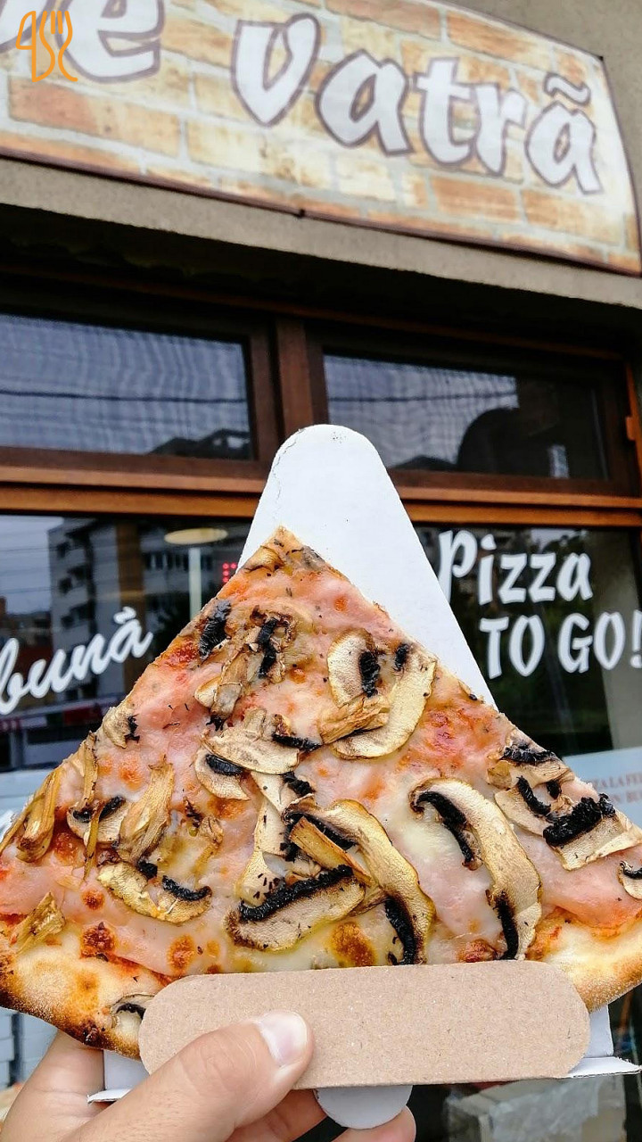 Pizza Pe Vatră Exterior