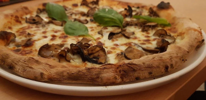 Pizza Acrobatica Comida