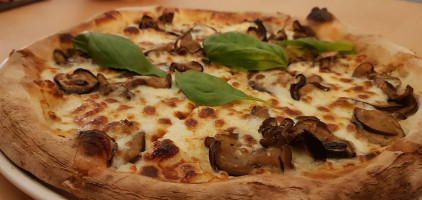 Pizza Acrobatica Comida