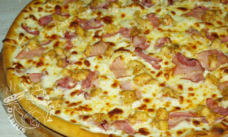 Darius Pizza Nourriture