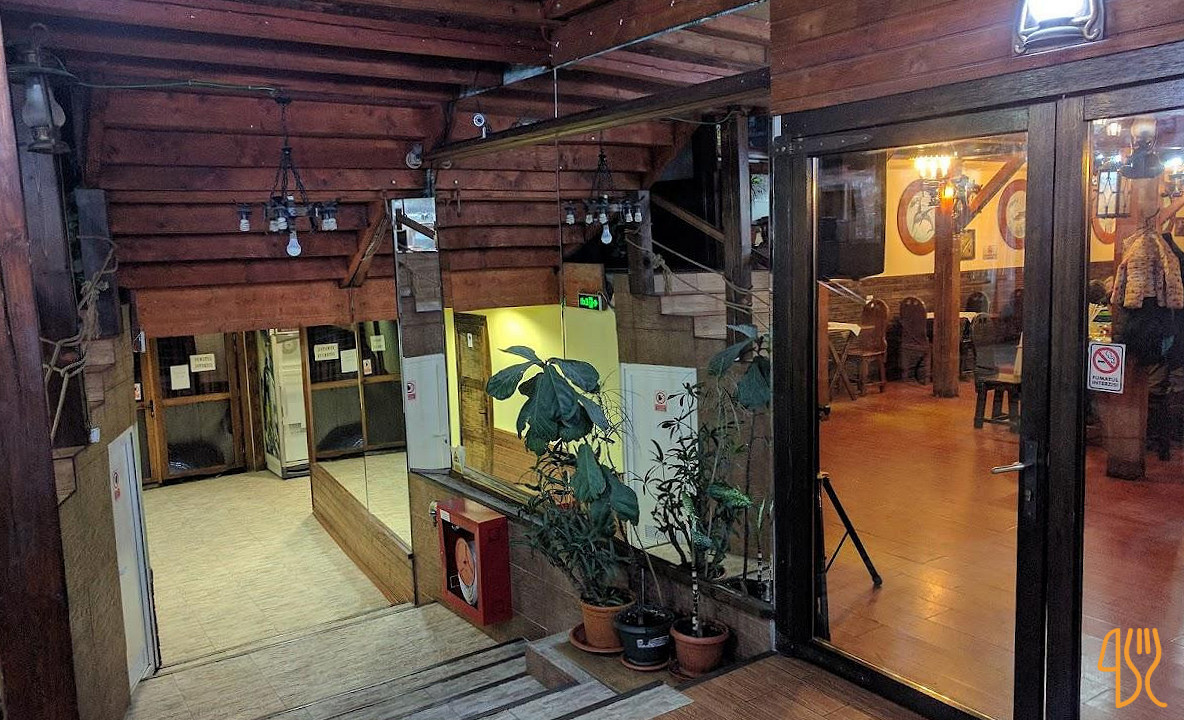 Casa Piratilor În interior