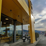 Noodle Pack Drive Thru Extérieur