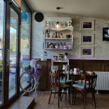 Lavander Cafe Dentro