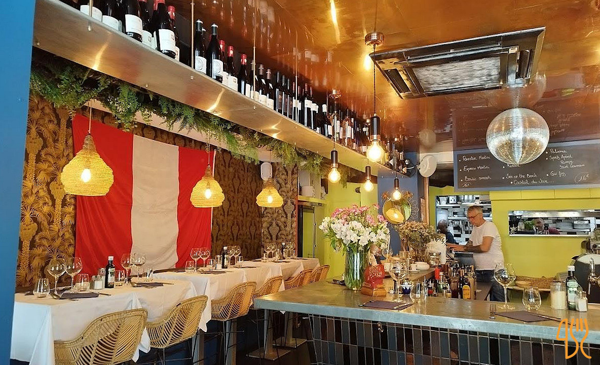 Apropo Bistro În interior