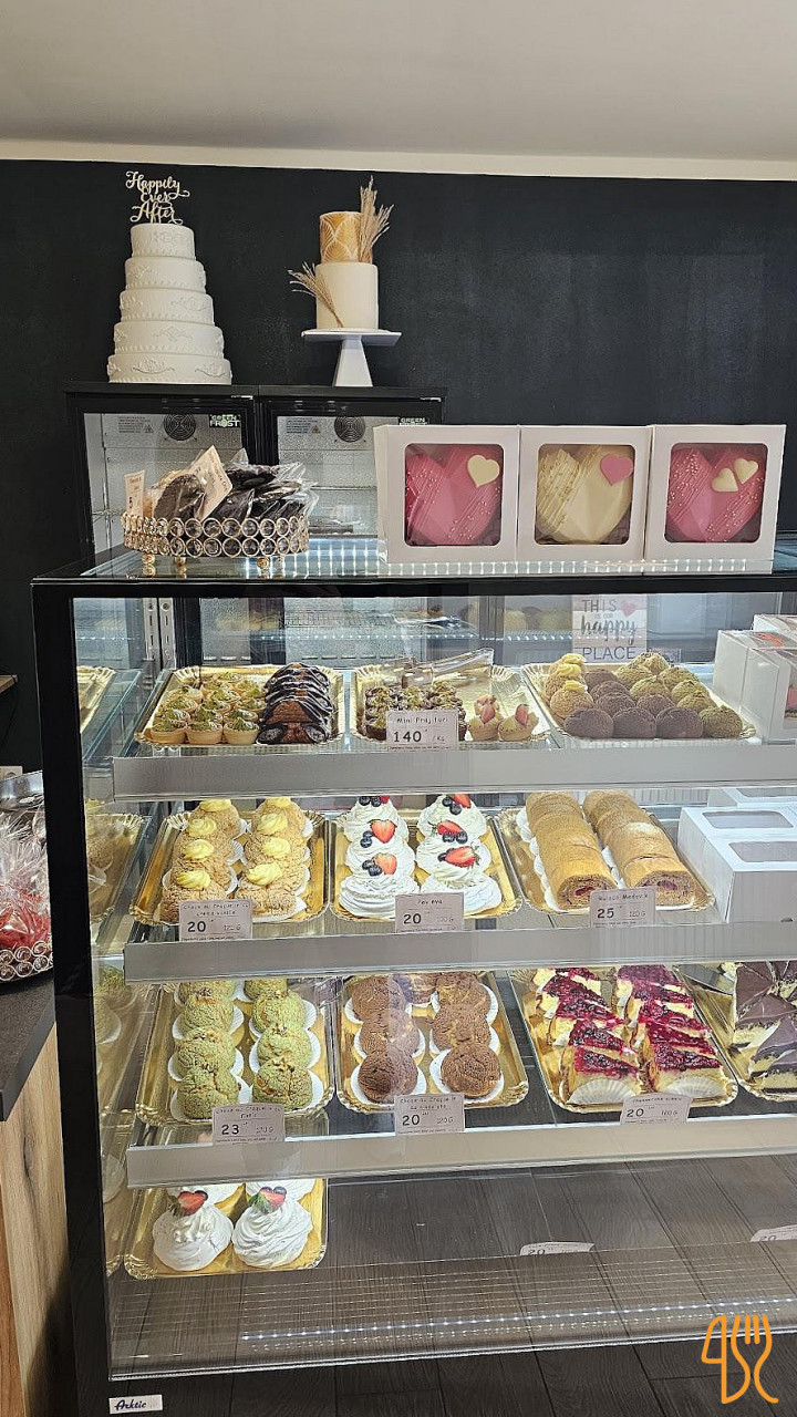 Cofetăria Golden Cake În interior