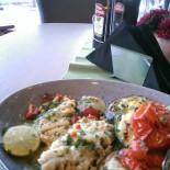 The Clique Bistro food