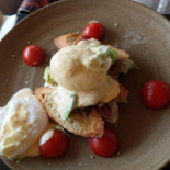 The Clique Bistro food