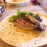 The Clique Bistro food