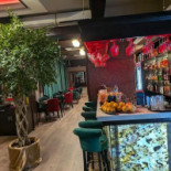 Royal Sushi Garden À l'intérieur