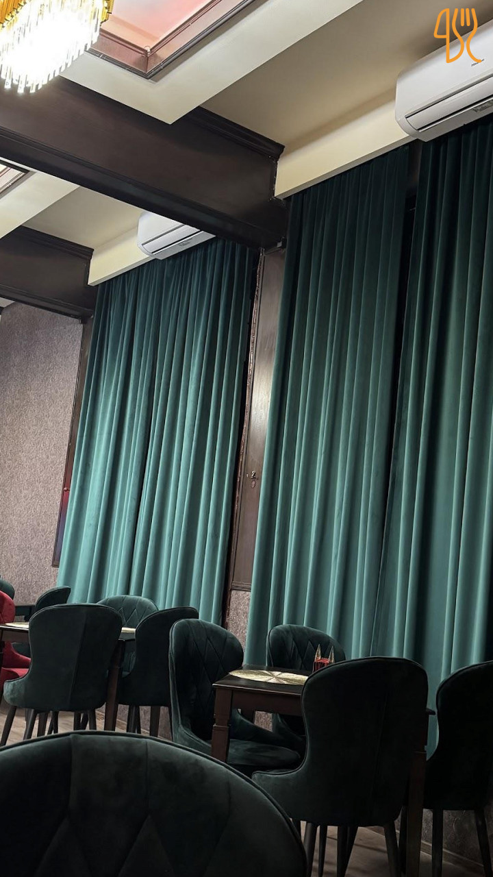 Royal Sushi Garden À l'intérieur