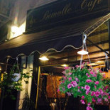 Bemolle Cafe Exterior
