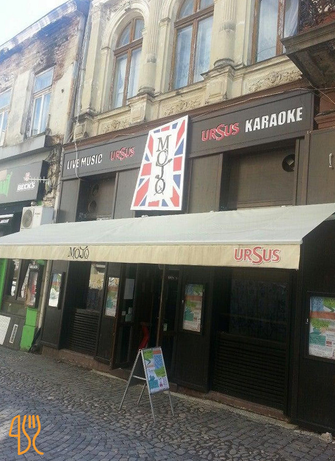 Mojo Music Club Live Music And Karaoke Sports Pub Exterior