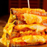 Molf Deli Vinutz Comida