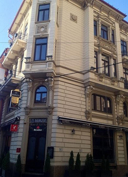 Les Bourgeois Exterior