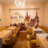 Casa Românească Dentro