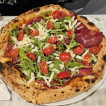 Martina Pizzeria Comida