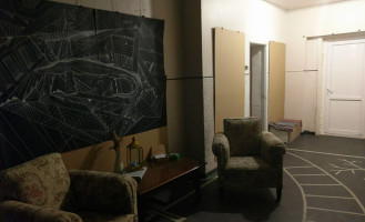 Manasia Hub À l'intérieur