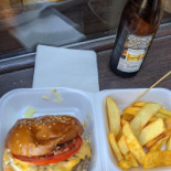 Burgeria Știrbei By Malacu Nourriture