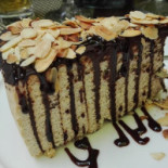 Lugo Restaurant & Lounge Nourriture