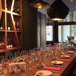 Winestone Victoriei 37 În interior