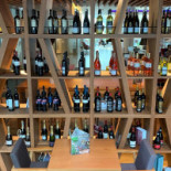 Winestone Victoriei 37 În interior