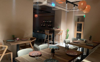 Caju By Joseph Hadad À l'intérieur