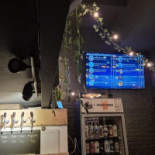 Delta Craft Beer Taproom Dentro