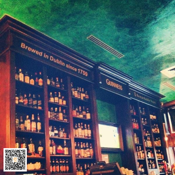 St. Patrick Irish Pub & Restaurant Exterior